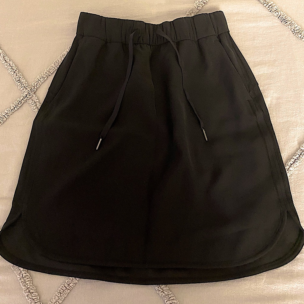 Brand new lululemon skirt! Never worn!